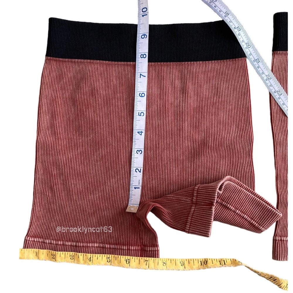 Zenana Seamless Shorts Ribbed Stretch Rust L - Picture 8 of 11